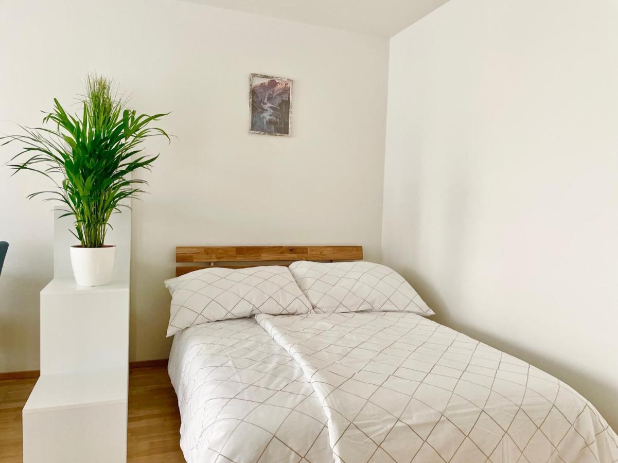 Central 55M2 Flat With Balcony & Parking Vienna Esterno foto