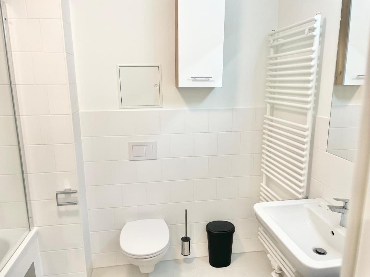 Central 55M2 Flat With Balcony & Parking Vienna Esterno foto